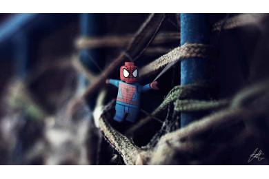 Лего-супергерой Спайдермен проходит препятствия Лего-супергерой Спайдермен проходит препятствия