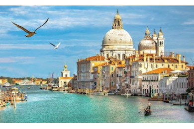 Собор Санта Мария делла Салют и гондолы Собор Санта Мария делла Салют и гондолы