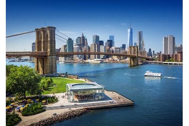 Бруклинский мост в Нью-Йорке - вид с воздуха