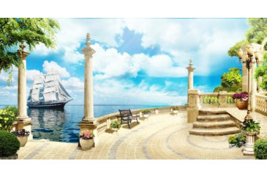 Солнечная набережная с колонами и видом на море Солнечная набережная с колонами и видом на море