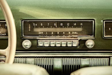 Изображения под ретро старого автомобильного радио
