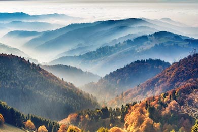 Живописный горный пейзаж вид на Шварцвальд, Германия