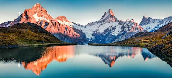 Живописный осенний закат в швейцарских Альпах