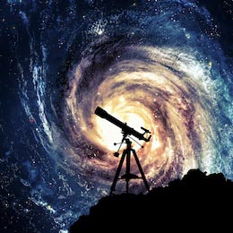 Силуэт телескопа на фоне космического неба