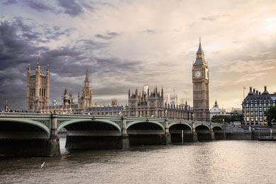 Вид на Лондон с Биг Беном, башней с часами