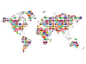 Карта мира с флагами стран на континентах