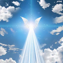 Крылатый ангел издающий яркий свет на землю