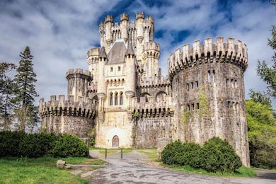 Старый замок Бутрон в Испании