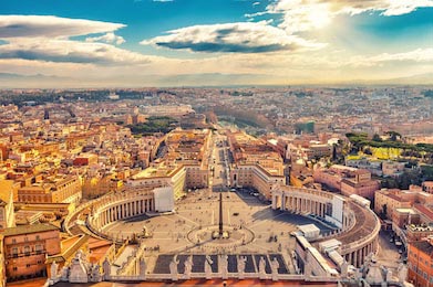 Площадь Святого Петра в Ватикане и вид с воздуха