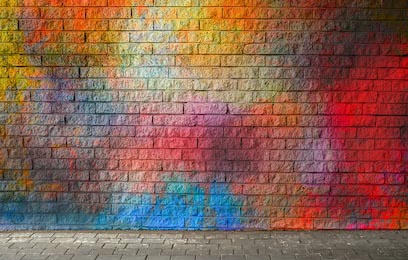 Разноцветная кирпичная стена 