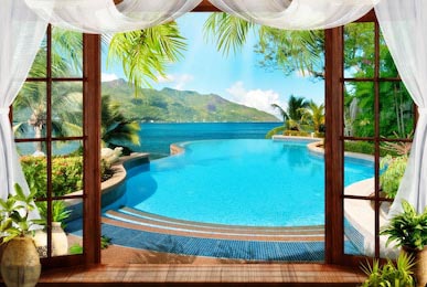 Тропический вид из окна на бассейн и синее море