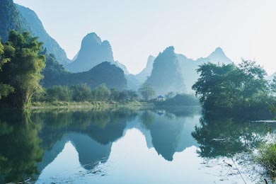 Пейзаж Бамы в Гуанси, Китай