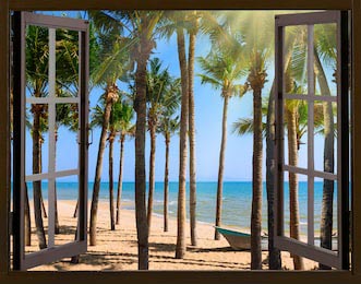 Таиландский пейзаж с пальмами и чистым пляжем