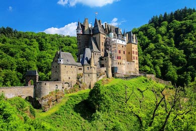  Замок Эльц в земле Рейнланд-Пфальц, Германия